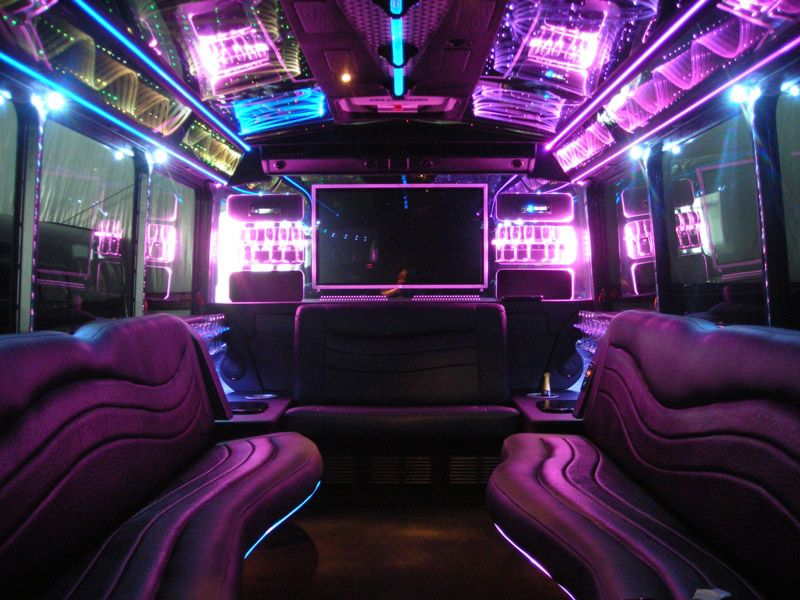 Oakville party bus